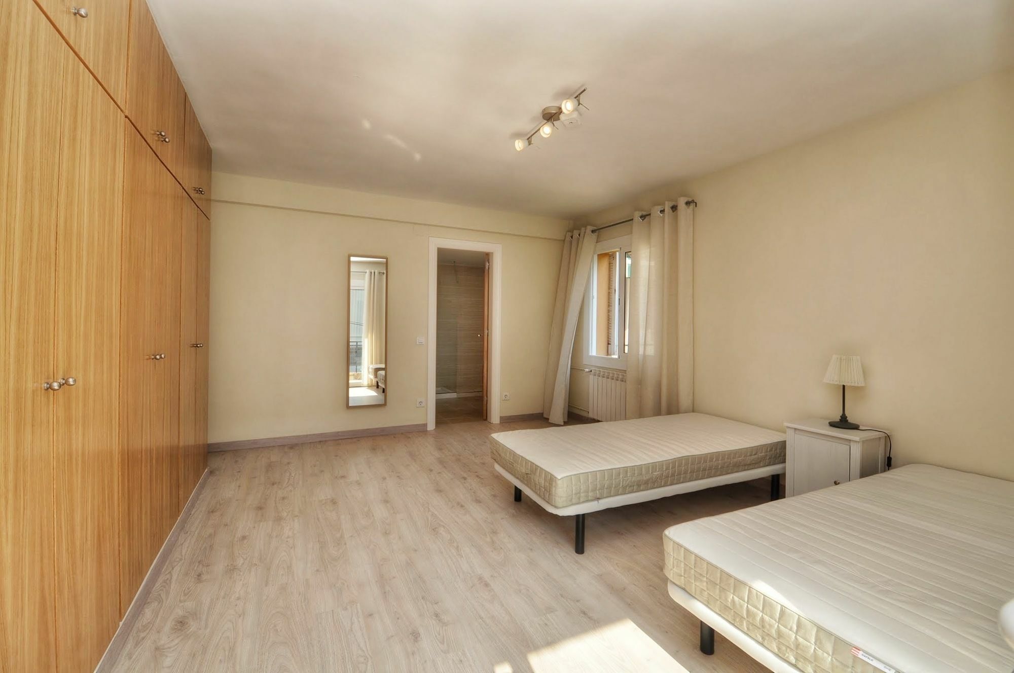 Big Apartment Caprabo 滨海略雷特 外观 照片