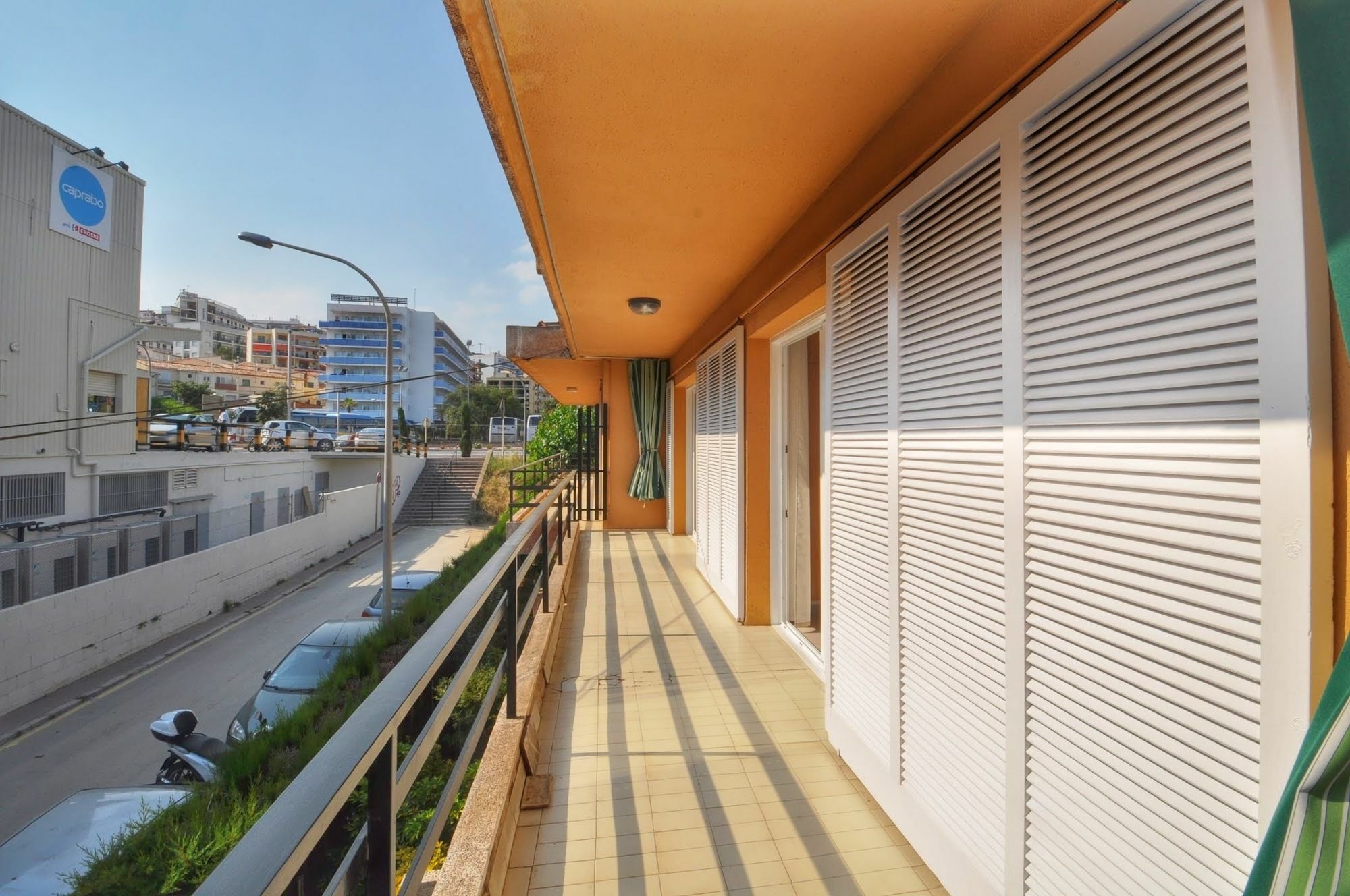 Big Apartment Caprabo 滨海略雷特 外观 照片